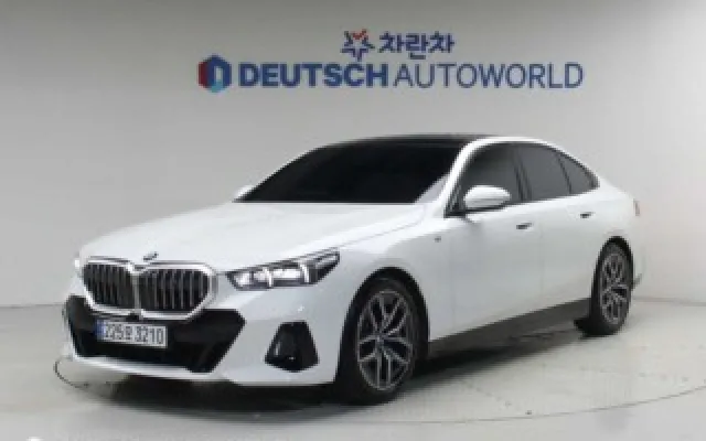 인천중고차매입사이트 5시리즈 (G60) 520i 매물 사진 19 - 2025/01 12,451km