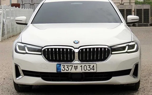 인천중고차매입사이트 5시리즈 (G30) 520i 럭셔리 매물 사진 7 - 2022/01 93,066km
